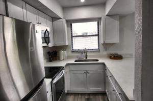 Cozy 2br Apartment in Cape Coral with Hot Tub