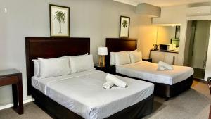 Checkers Resort