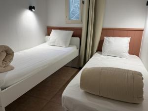 Maison t3 climatisée avec accès piscine à vagues, Domaine de Pont Royal - FR-1-658-37