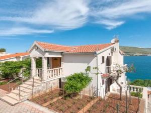 Apartments Marko - Three Bedroom Apartment with Terrace and Sea View A6
