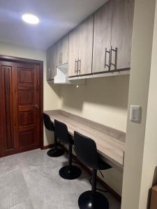 Suite ejecutiva con Parqueo Privado