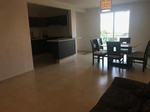 Condominio Marina diamante Queen Merry