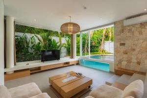 Villa Twin 2 by BaliSuperHost
