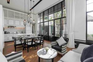 Mono Villas Pasak - Three Bedroom Pool Villa in Bangtao