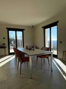 New Villa With Infinity Pool Near Acqui Terme