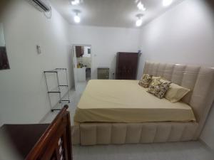 Aurora One-Room House