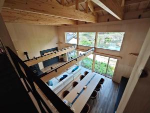 Private Japanese House Trolley & Silver Garden