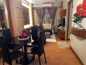 1 bedroom condo at Burgos Circle, center of BGC