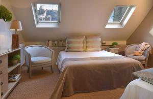 Club room – Main villa room in Hôtel Le Fer à Cheval