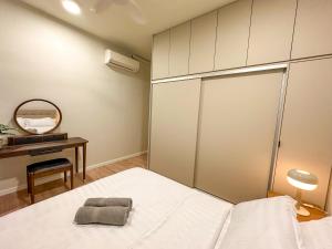 Cozy Dian Home 3 bedrooms at Section 13 Shah Alam