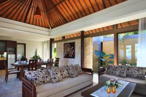 Phaedra Comfortable 3 BR Private Pool Villa