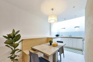 Cozy 1BR for 4 at London Bridge