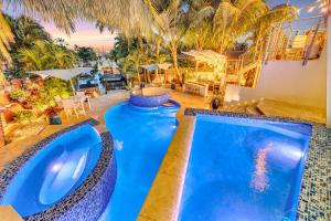Waterfront Oasis Cascading Pool Views Centrally located Heated Pool Cascade KeyResidences