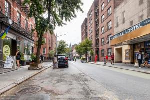 West Village 2br w in-unit wd nr shops NYC-1256