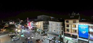 Big 1 Bedroom Condo close to Beach (J502)