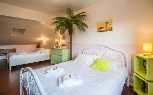 Le nid des ailes piscine jardin parking centre-ville