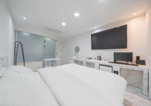 Hassen Sillim K2 Hotel