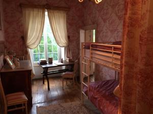 B&B / Chambres d'hotes Chateau de la Chabroulie : photos des chambres