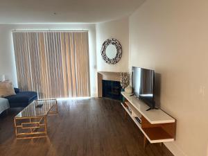 Villa Marina - AMAZING Modern, Spacious, Stylish 2 Master Suites in CENTRAL Marina Del Rey