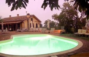 Apartment With Private Pool