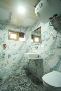 Hotel Sahil - City Center, LalChowk