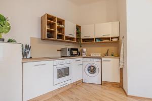5-Min to Danube Canal ,Modern Flat for Longstays