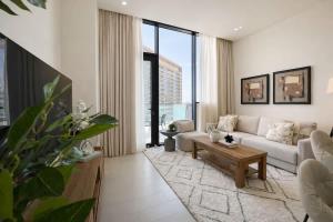 Binghatti Royale Luxe 1BR W Private Pool Parking