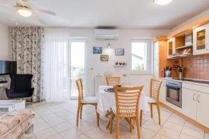 FLAVA DOMO apartments with pool