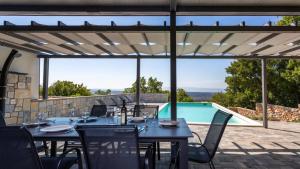 Villa Adam by Villas Guide