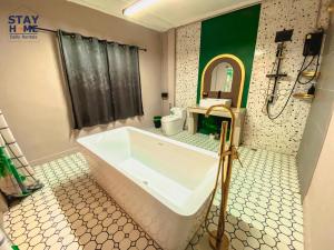 The Golden Palette บ้านรุ่งอรุณ