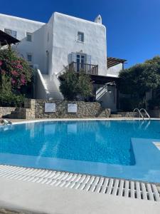 COZY CYCLADIC HOME , close to Ornos beach
