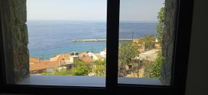 Plomari View Stone Apartments