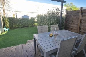 Villa lumineuse au soleil plage 5 min piscine parking