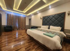 Hotel Town Star