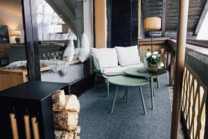 Die Watzmannsuite - Familienfreundliche Ferienwohnung in historischer Villa mit Kamin, Infrarotsauna, Balkon, Garten, nur 10 Gehminuten ins Zentrum von Berchtesgaden