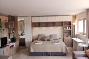 Panoramic Luxury Little Penthouse