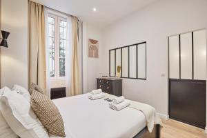 Sublime apartment in the heart of Paris 8 people FBMAR4