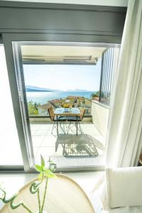 Poseidon Sea View Apartments - Ocean, River