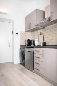 Navigli Nest Renovated Studio with Balcony on the Naviglio