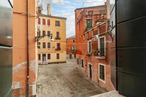 Biennale Roof Terrace Mansion