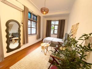 GREEN BALCONY - kimmy housing 40A3 97 Trinh Cong Son