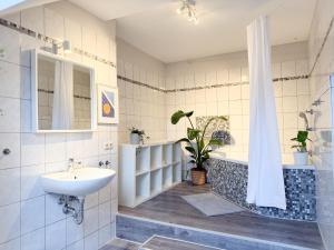 NEU - Gemütliches Apartment, Gruppen, Zentral