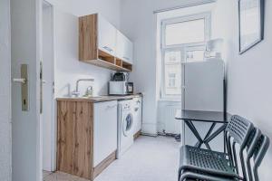 Modern Apartment Near Danube Canal