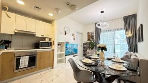 Raha Poolside Haven - Calm & Cozy Stay