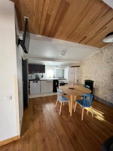 Maison en pierres, calme et authenticité vendéenne