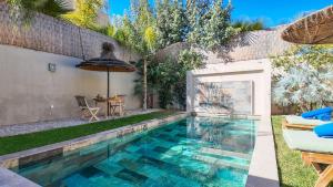 Aman Bungalow - heated pool, not overlooked