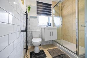 #69 Stylish and comfy home