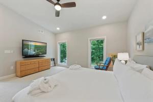 Camdenton Lake - Boat Dock, Lake Access & Patio