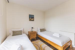 Stylish 4BDR Home Near South Acton With Parking