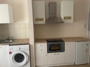 Myrties-Nice flat with 2 Rooms,2 Bath with sea view sunset